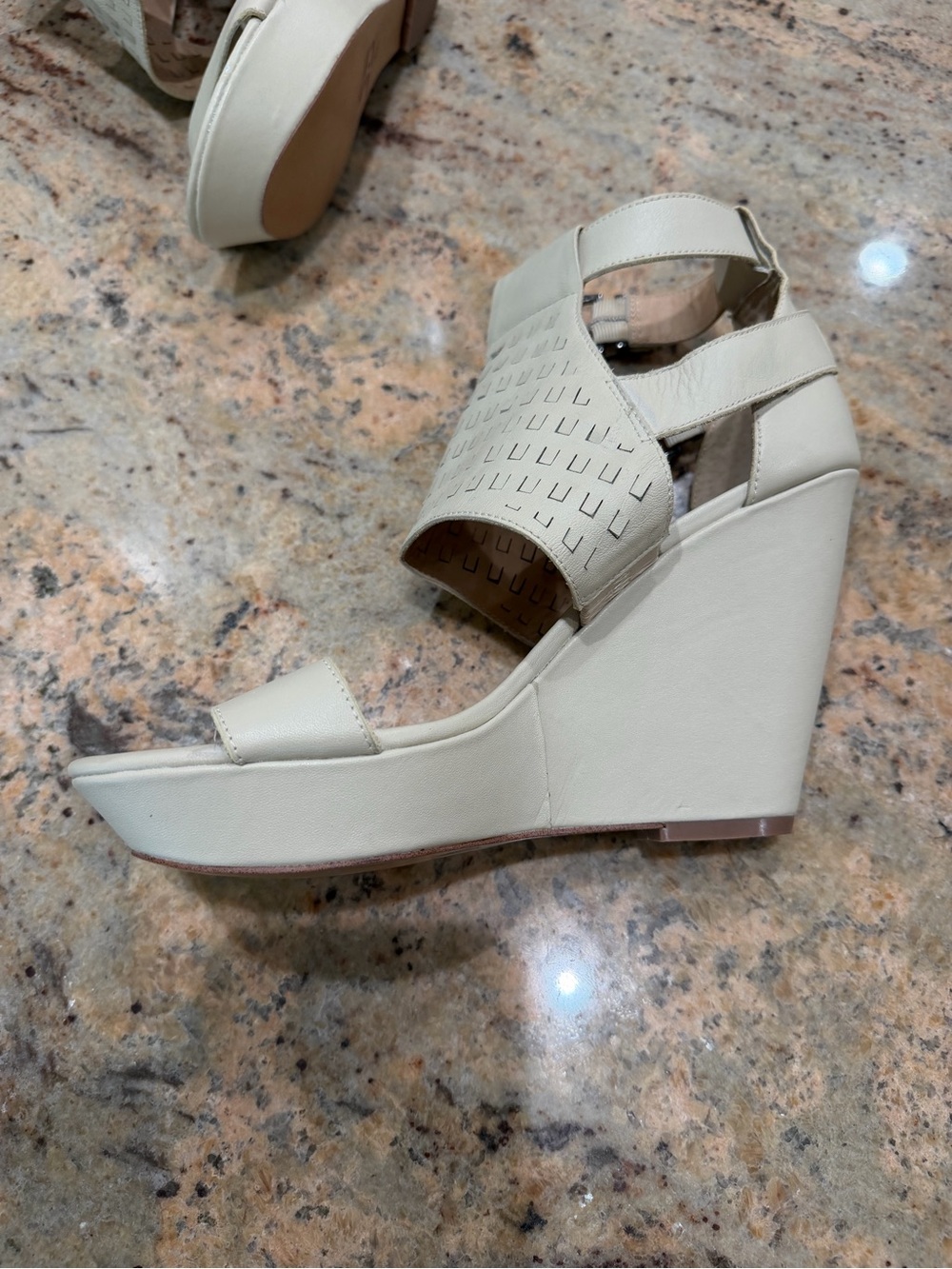 Joe's Jeans Cream Platform Wedge Sandals Size 8.5